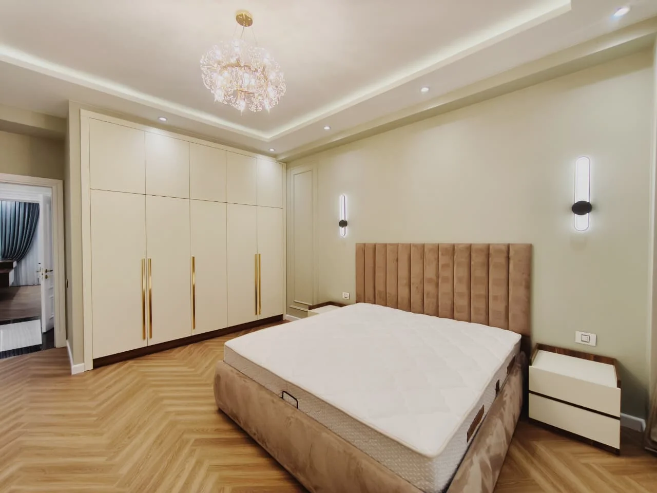 Kirayə 3 otaqlı Mənzil 110 m² Xətai r.