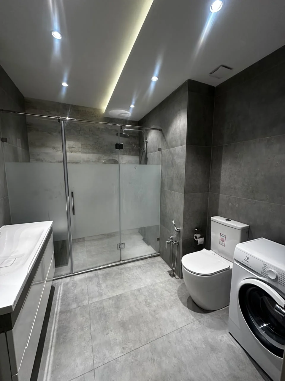 Kirayə 3 otaqlı Mənzil 105 m² Nəsimi r. 28 May m. – şəkil 8