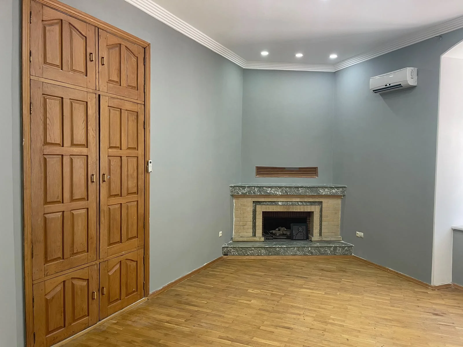 Kirayə 5 otaqlı Ofis 160 m² Nəsimi r. – şəkil 1