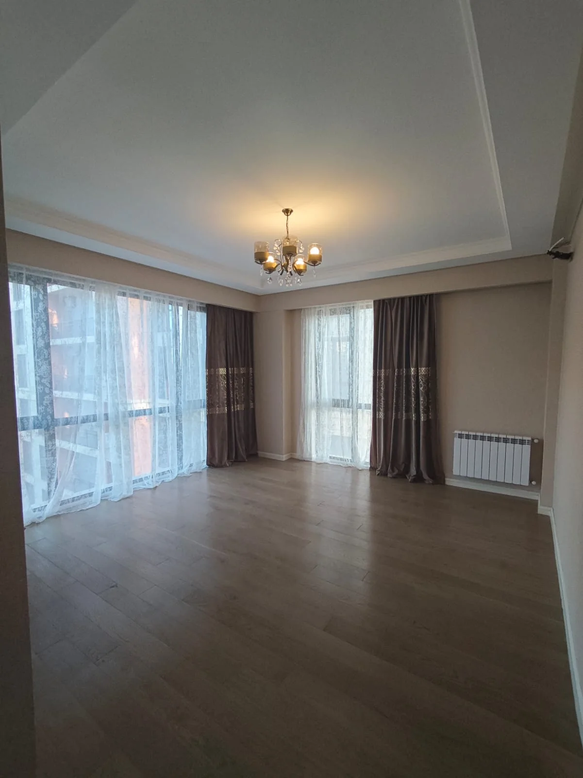Kirayə 3 otaqlı Mənzil 80 m² Yasamal r. Elmlər Akademiyası m. – şəkil 3