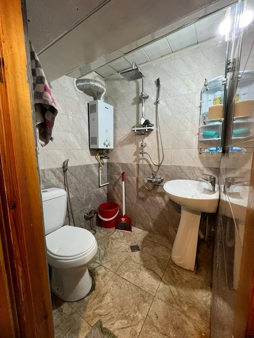 Kirayə 2 otaqlı Mənzil 60 m² Yasamal r. İnşaatçılar m. – şəkil 11