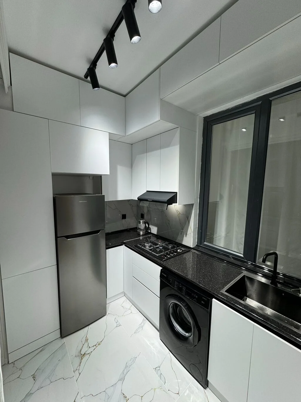 Kirayə 2 otaqlı Mənzil 65 m² Nərimanov r.