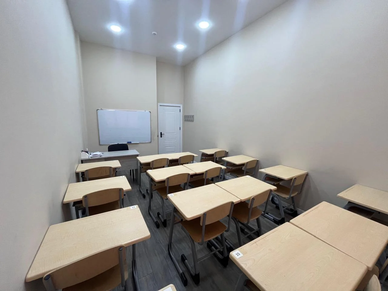 İcarəyə verilir obyekt 265 m²