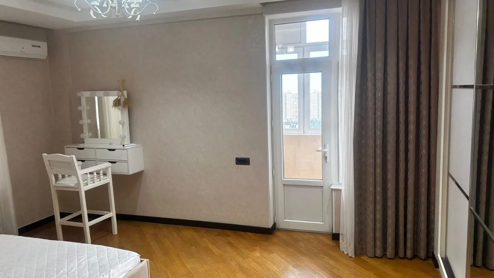 For rent 3-room Apartment 120 m² Nizami dist. 8-ci kilometr settl. – şəkil 16