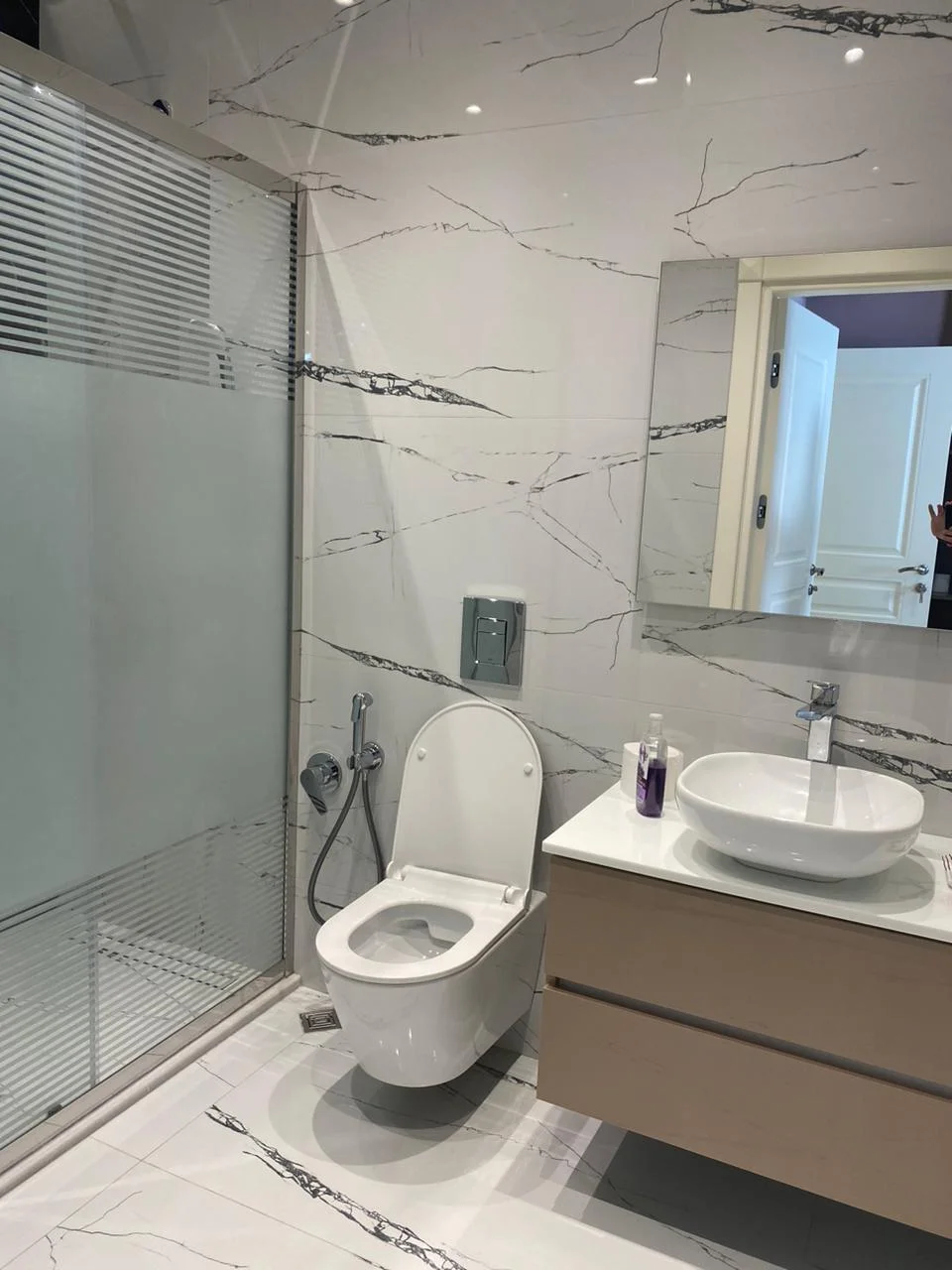 Kirayə 3 otaqlı Mənzil 157 m² Xətai r. Ağ şəhər q. – şəkil 6