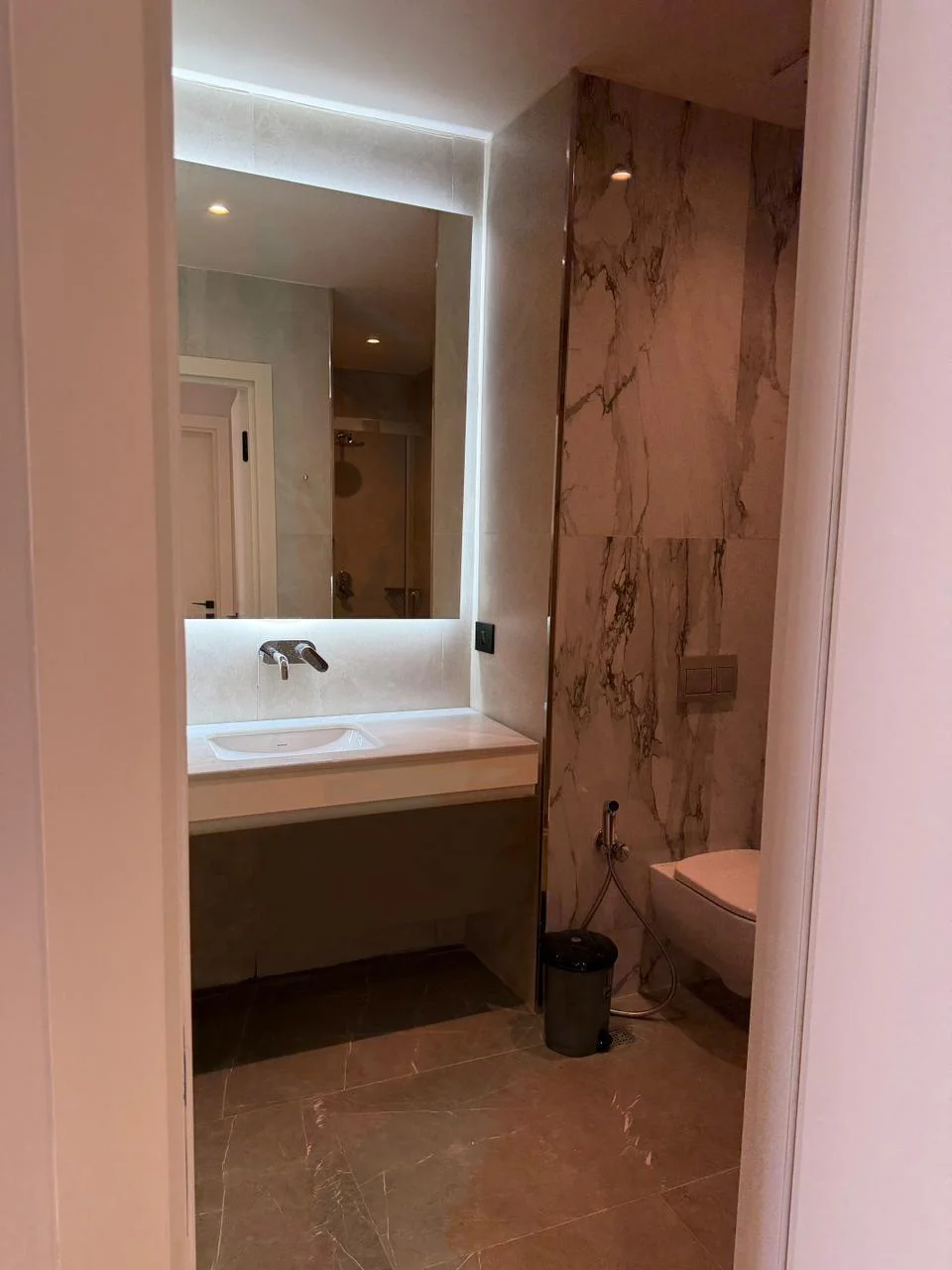 Kirayə 3 otaqlı Mənzil 140 m² Sabunçu r.