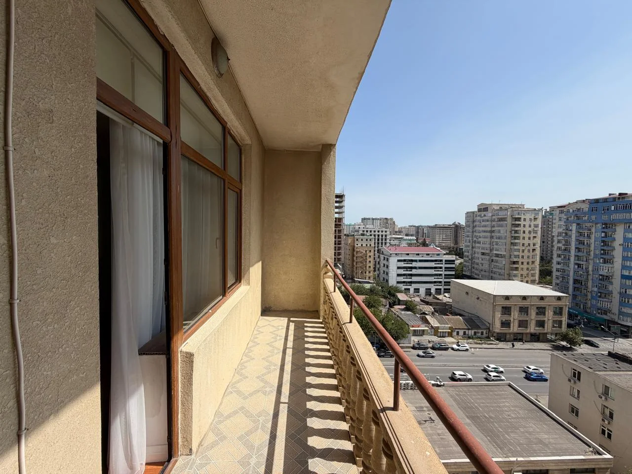 Kirayə 4 otaqlı Mənzil 240 m² Nəsimi r.