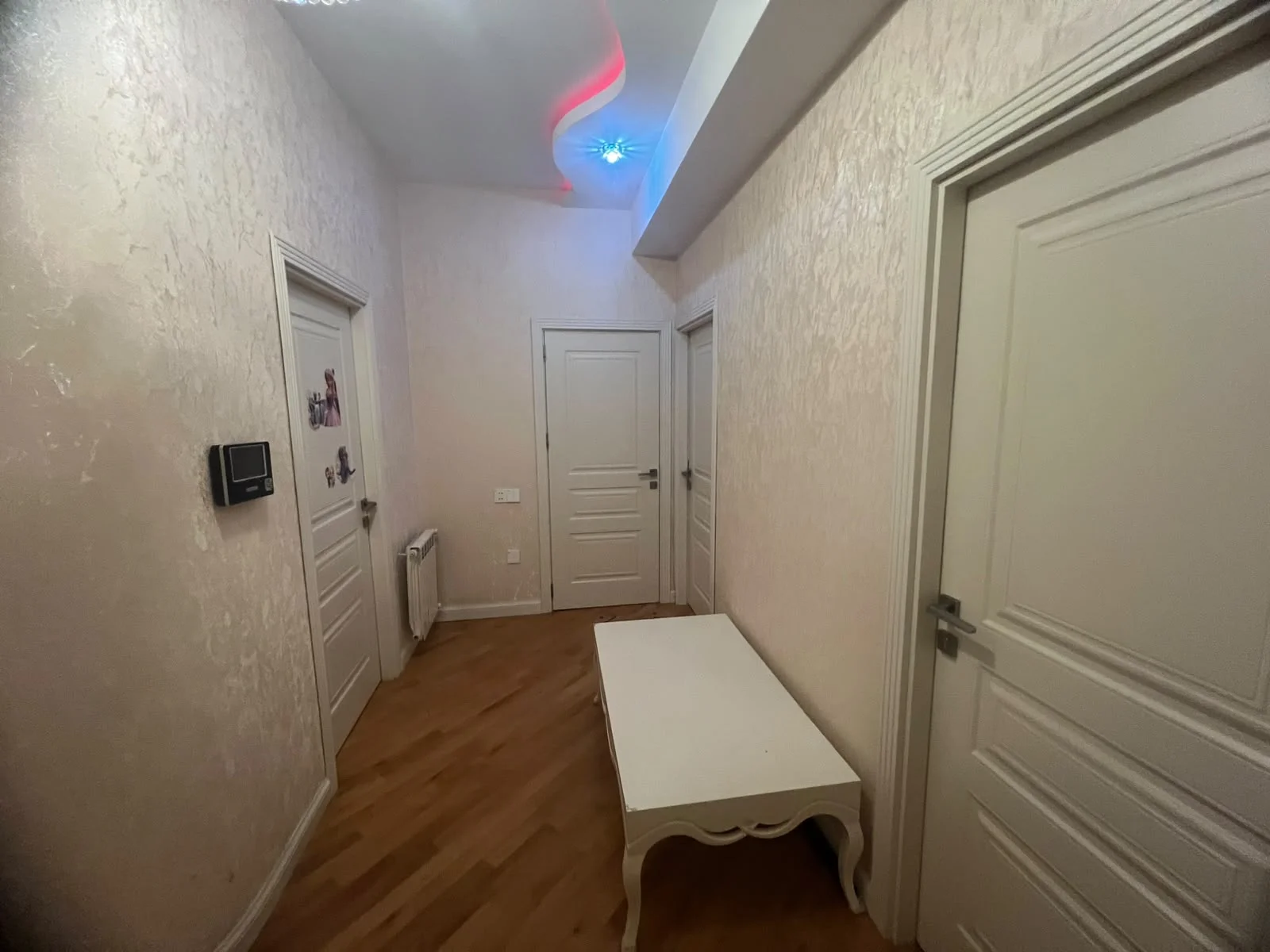 Kirayə 3 otaqlı Mənzil 86 m² Nərimanov r.
