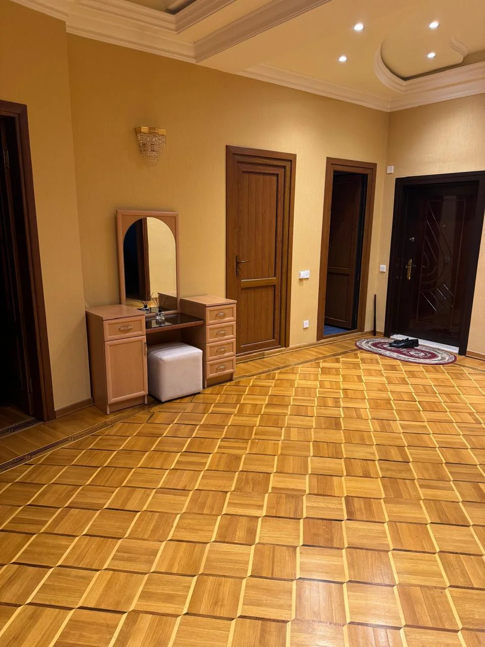Kirayə 3 otaqlı Mənzil 140 m² Yasamal r. Gənclik m. – şəkil 14