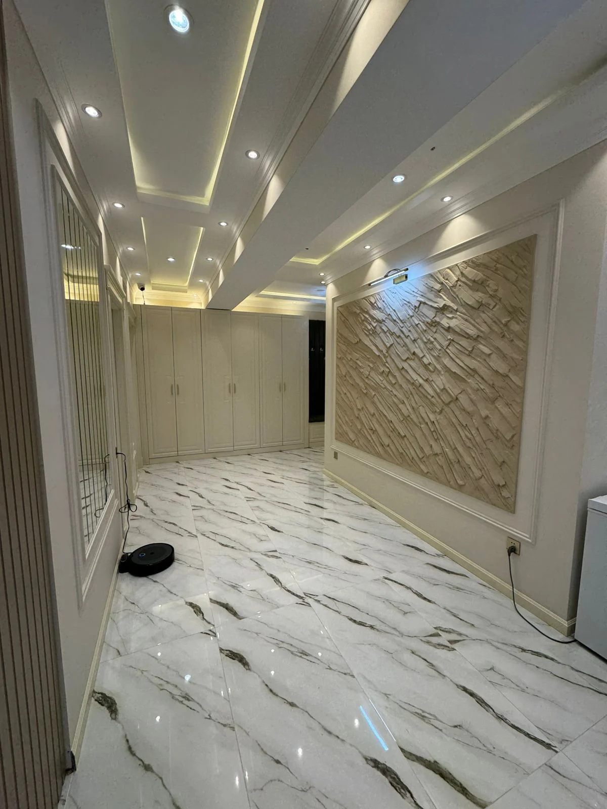 Kirayə 4 otaqlı Mənzil 140 m² Xətai r.