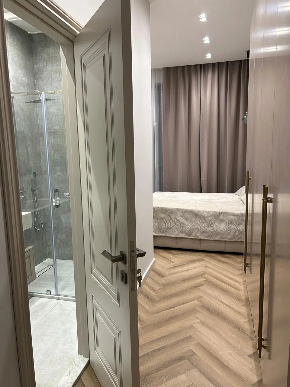 Kirayə 3 otaqlı Mənzil 100 m² Nəsimi r. – şəkil 9