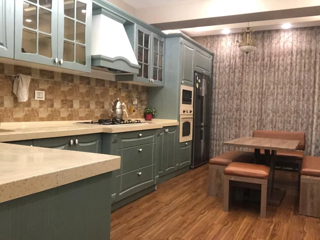 Kirayə 4 otaqlı Mənzil 190 m² Xətai r.
