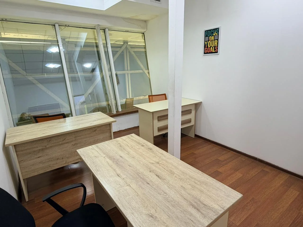 Kirayə 1 otaqlı Ofis 14 m² Nəsimi r.