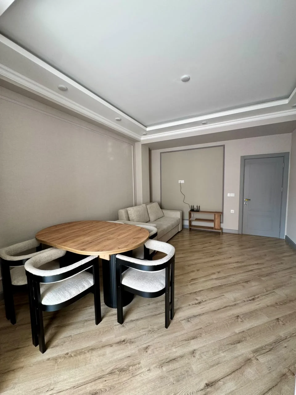 Kirayə 2 otaqlı Mənzil 68 m² Binəqədi r.