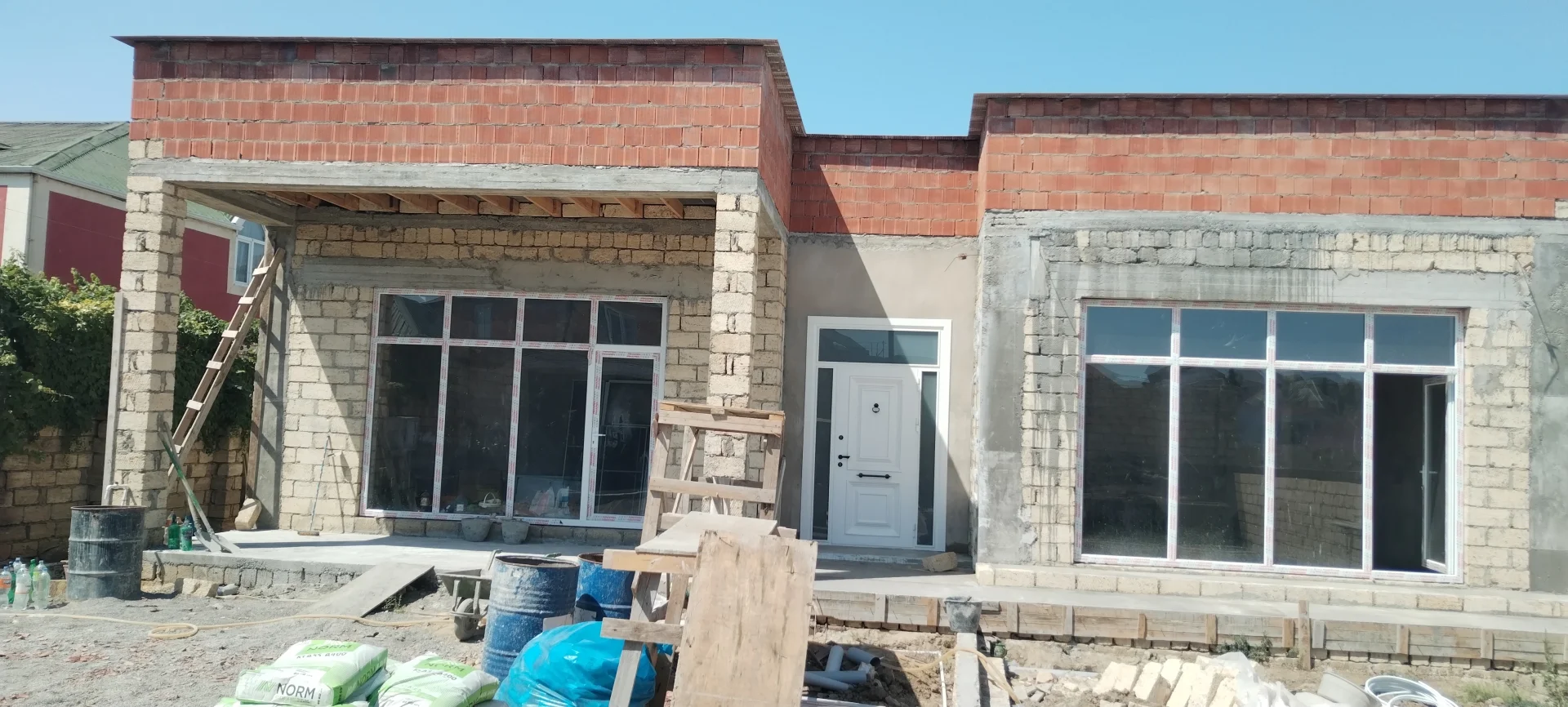 Satılır 5 otaqlı Həyət evi / Bağ evi 240 m² Abşeron r.