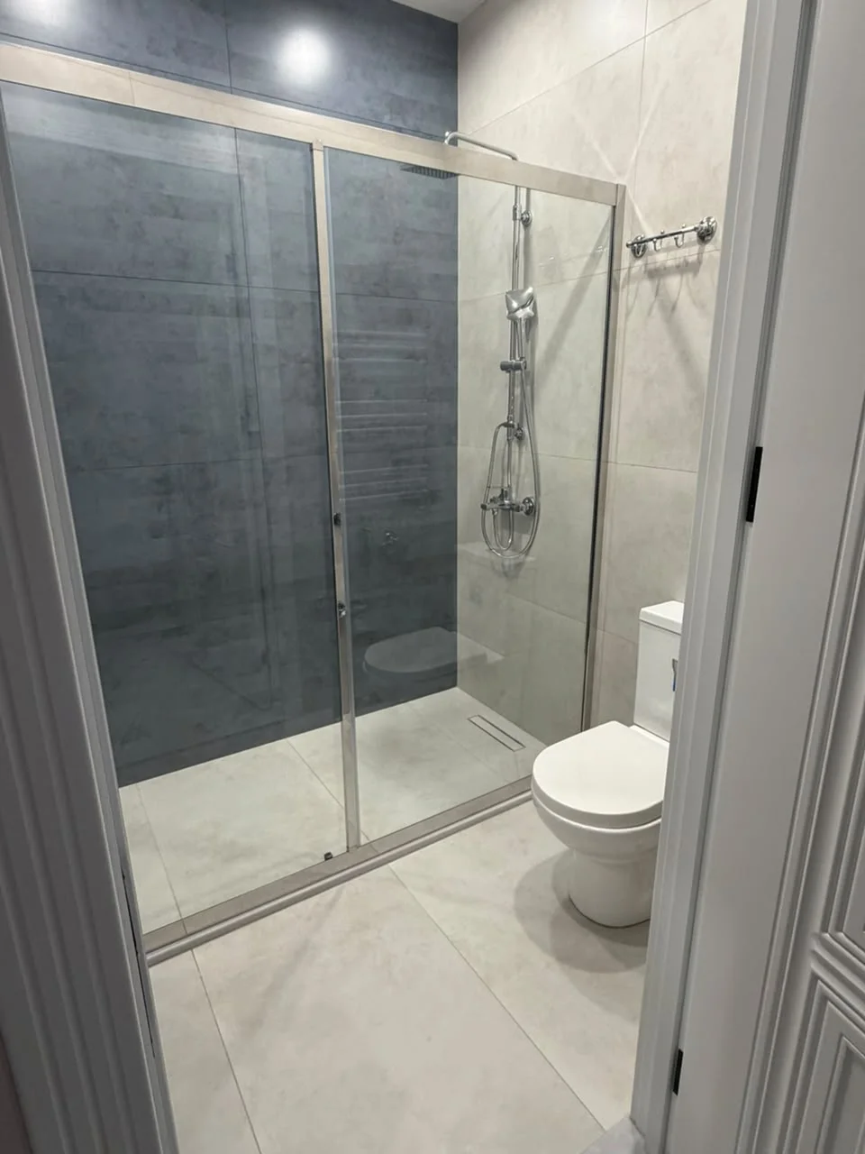 Kirayə 3 otaqlı Mənzil 158 m² Xətai r.