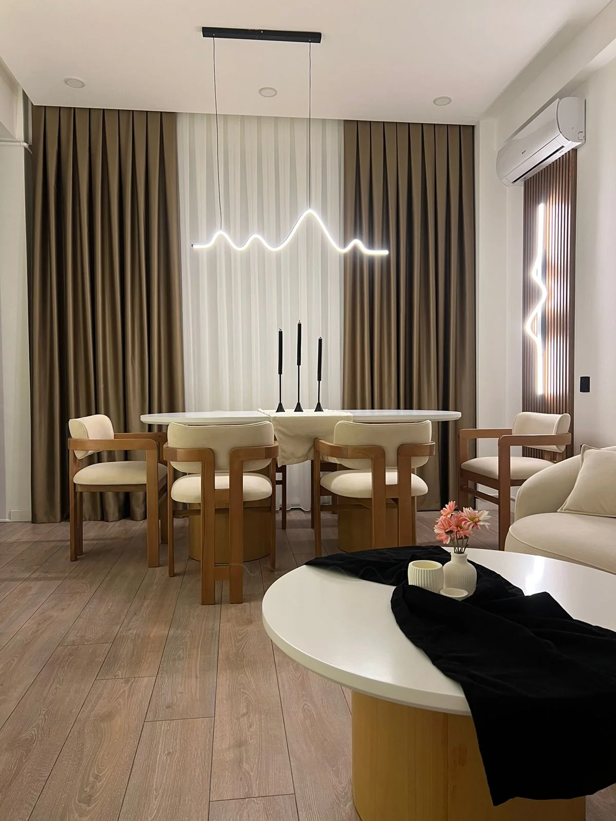Kirayə 3 otaqlı Mənzil 95 m² Xətai r.