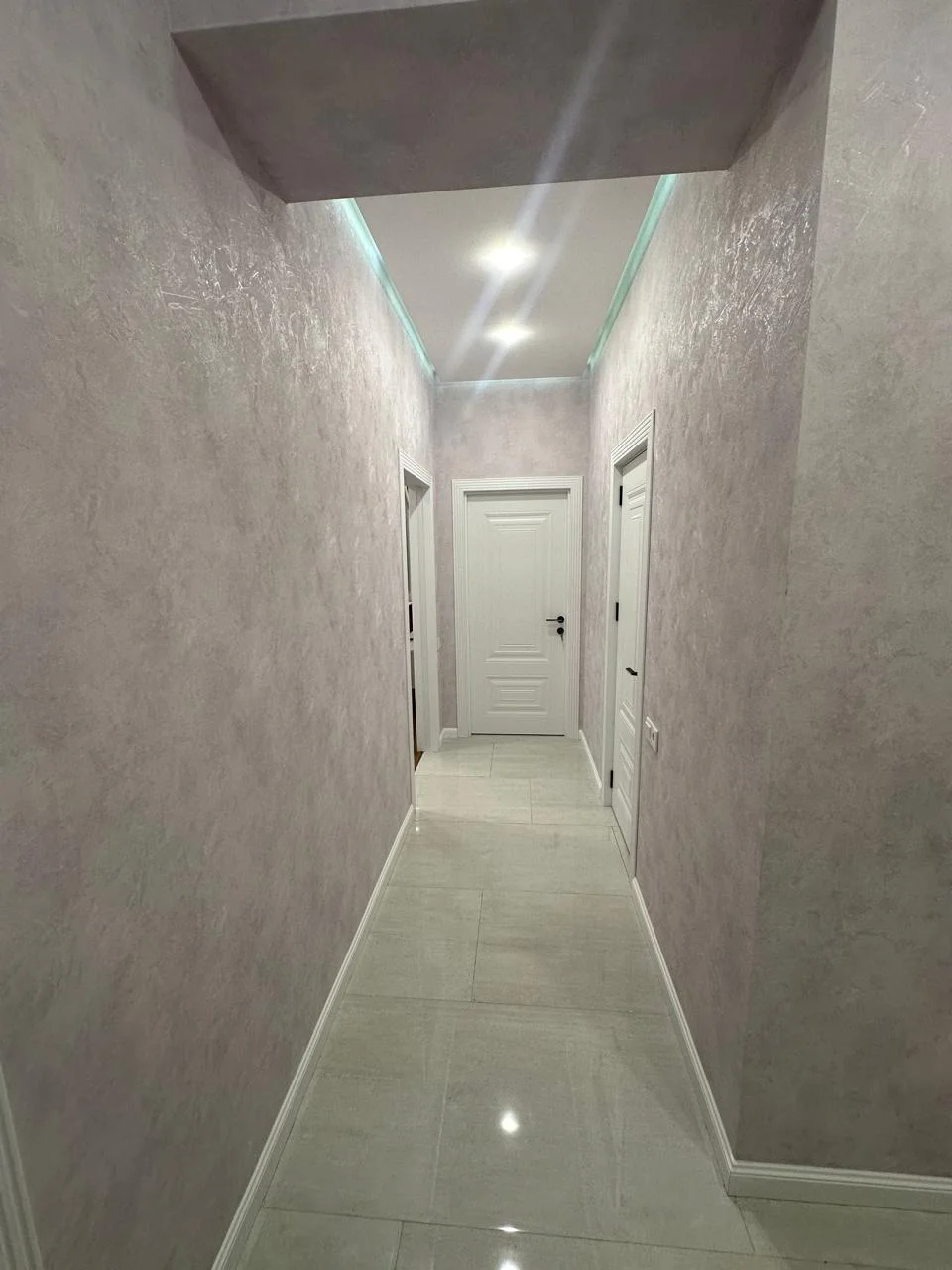 Kirayə 2 otaqlı Mənzil 93 m² Xətai r.