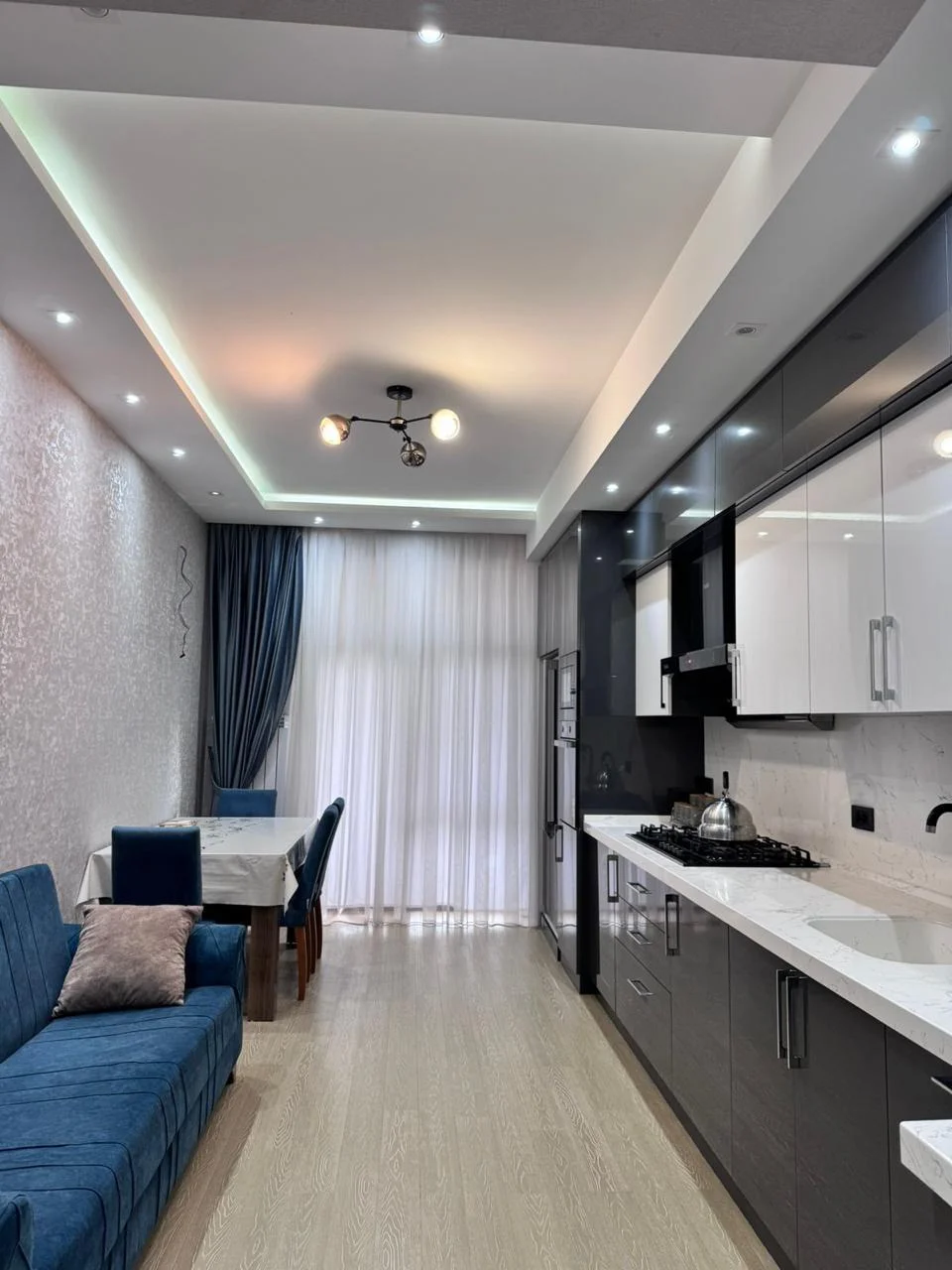 Kirayə 3 otaqlı Mənzil 160 m² Nərimanov r.