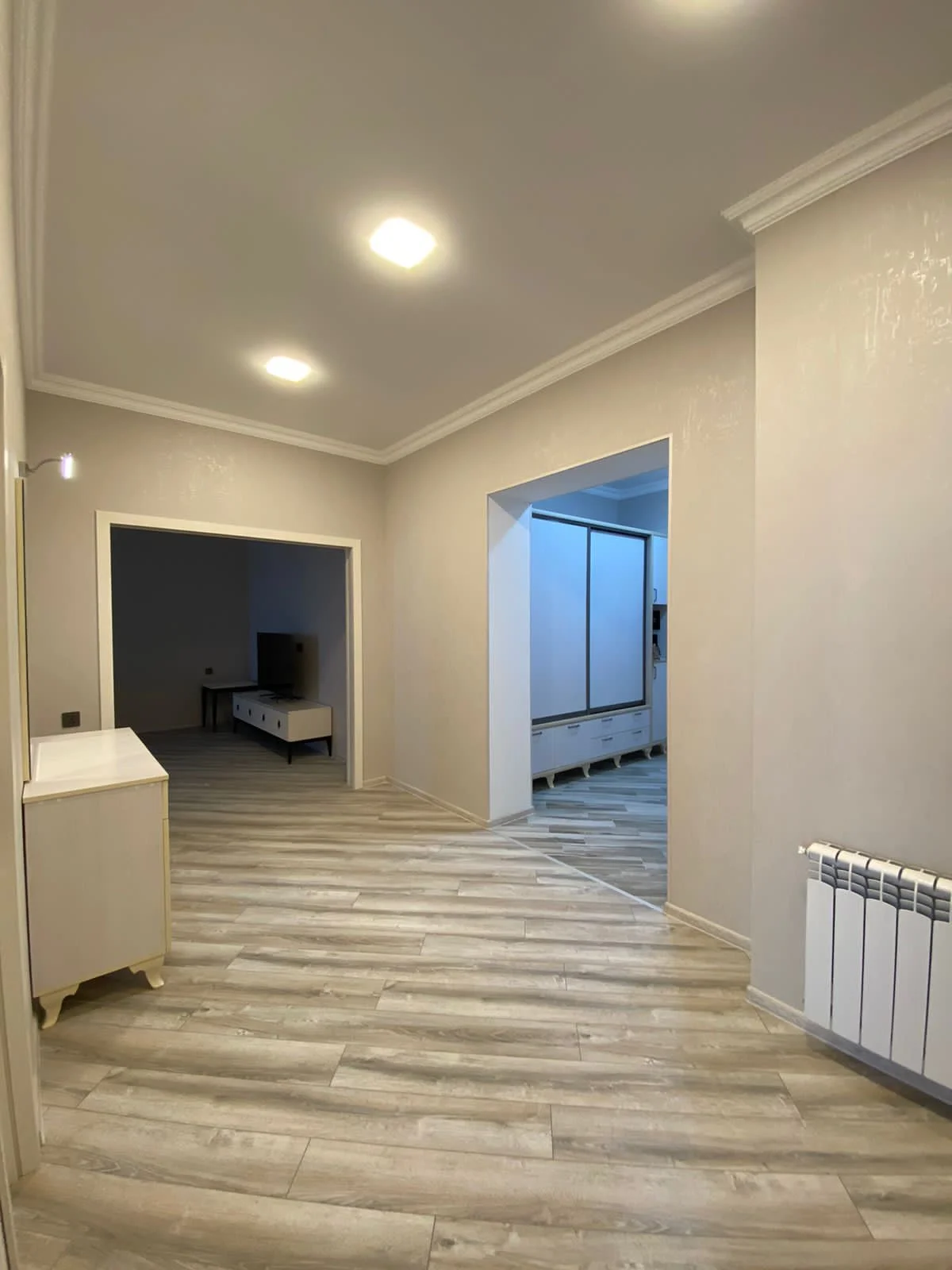 Kirayə 2 otaqlı Mənzil 106 m² Yasamal r. – şəkil 8