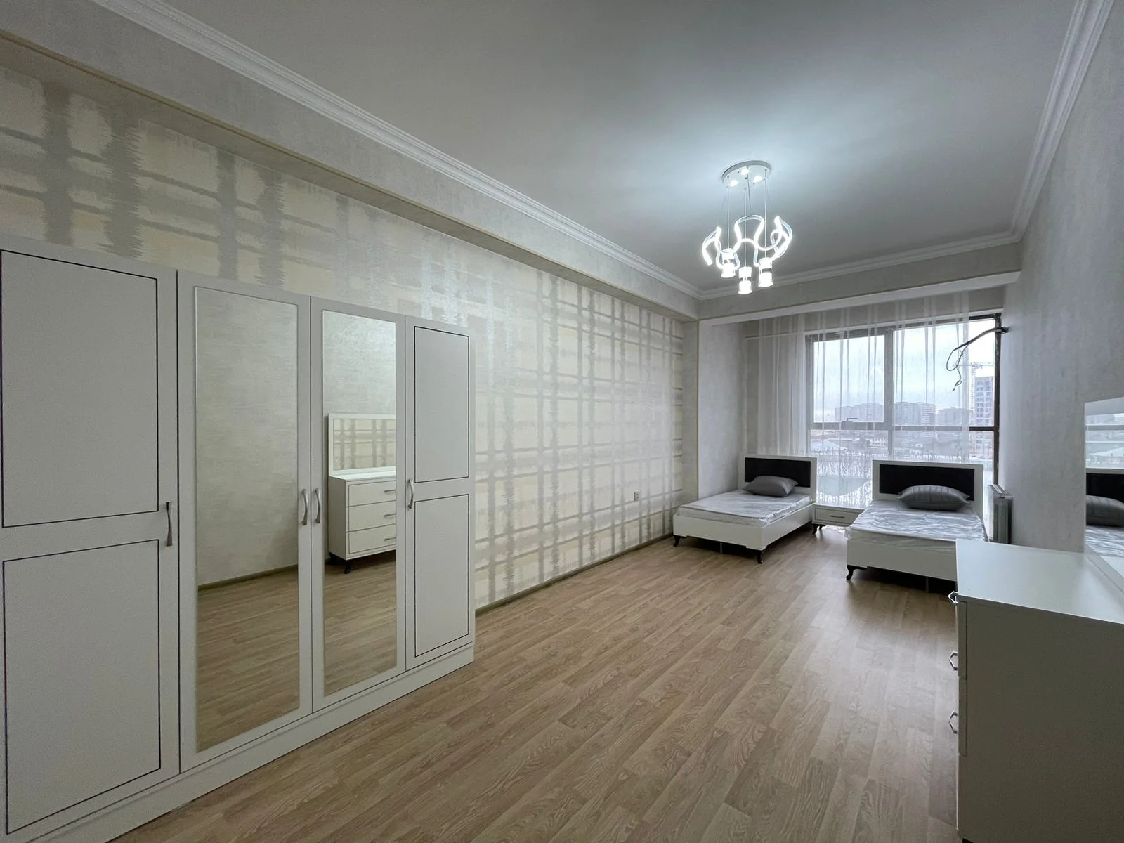 Kirayə 3 otaqlı Mənzil 120 m² Nəsimi r.
