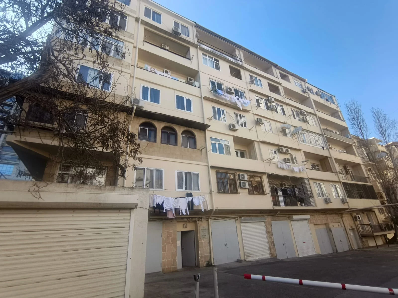 Satılır 3 otaqlı Mənzil 60 m² Səbail r. İçərişəhər m. – şəkil 17