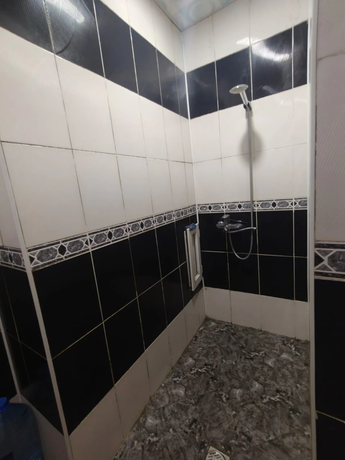 Kirayə 2 otaqlı Mənzil 55 m² Yasamal r. Yeni Yasamal q. İnşaatçılar m. – şəkil 2