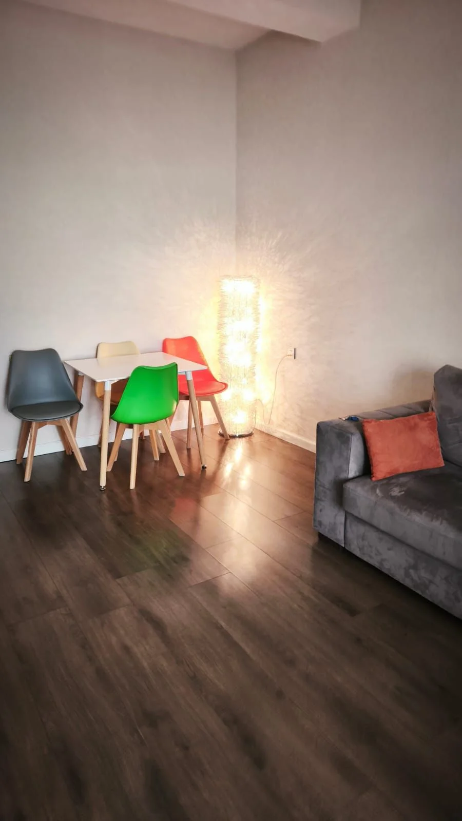 Kirayə 2 otaqlı Mənzil 65 m² Xətai r. Ağ şəhər q. – şəkil 5