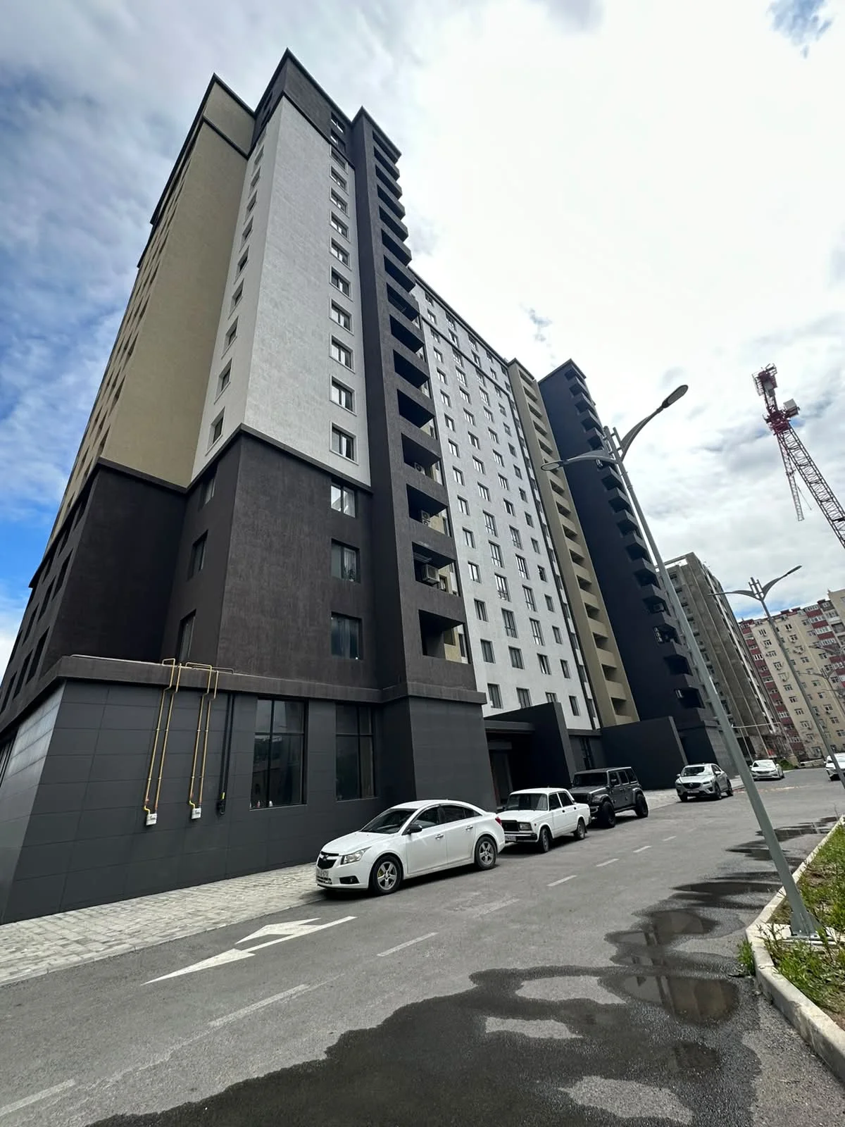 Satılır 4 otaqlı Mənzil 160 m² Xətai r.