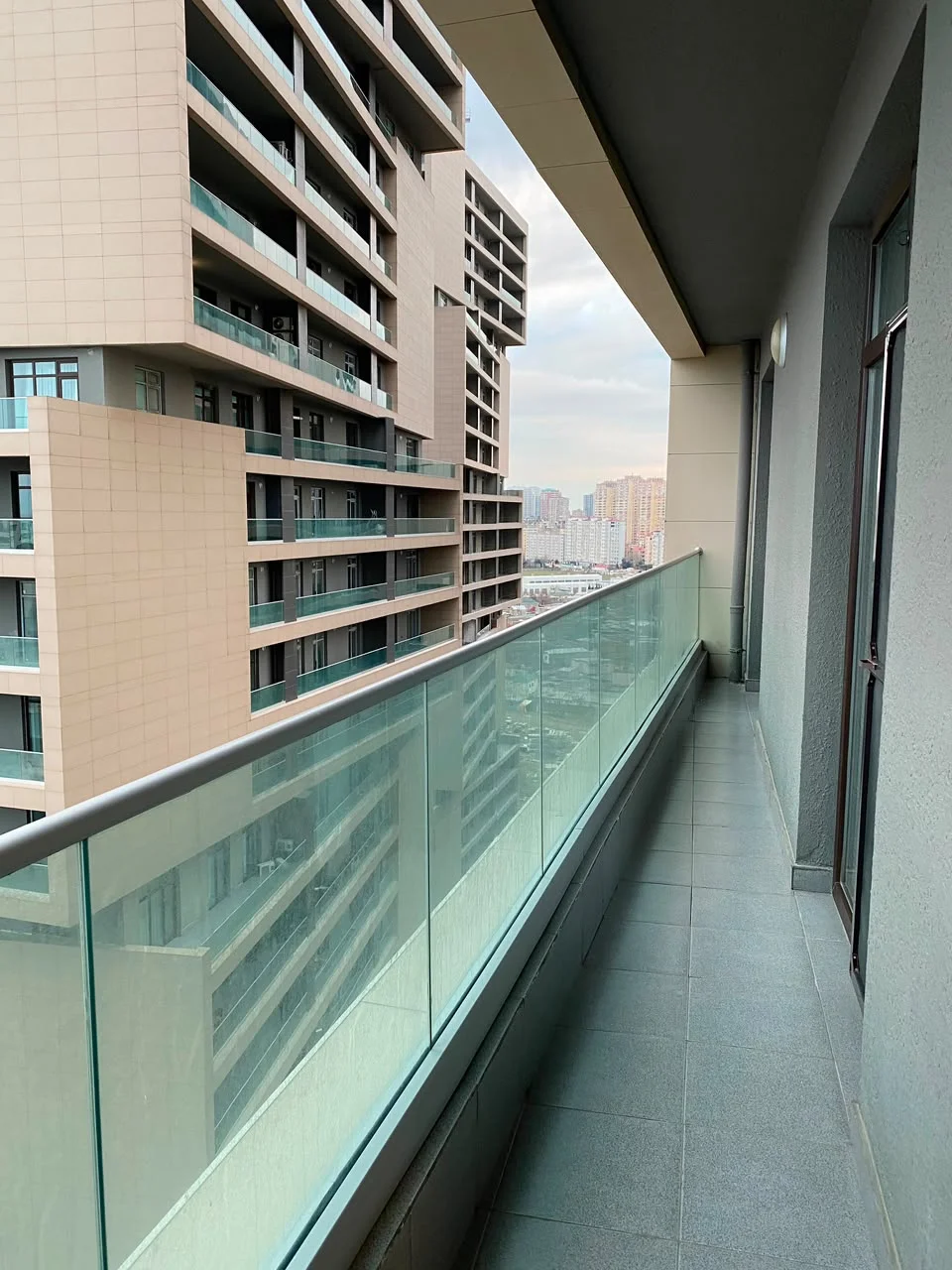 Kirayə 2 otaqlı Mənzil 103 m² Nəsimi r.
