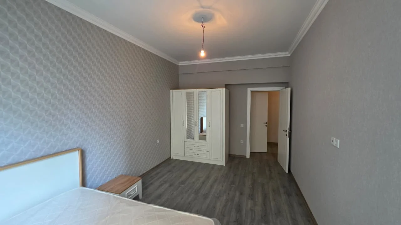 Satılır 3 otaqlı Mənzil 77 m² Yasamal r.