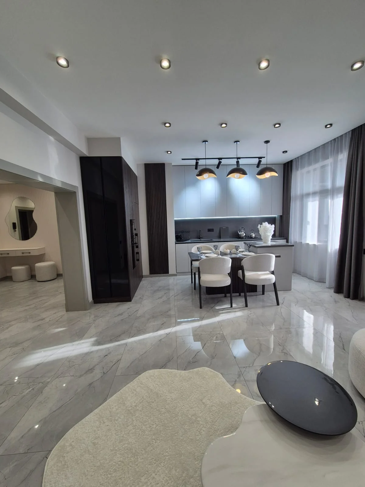 For rent 3-room Apartment 95 m² Nəsimi dist. – şəkil 1