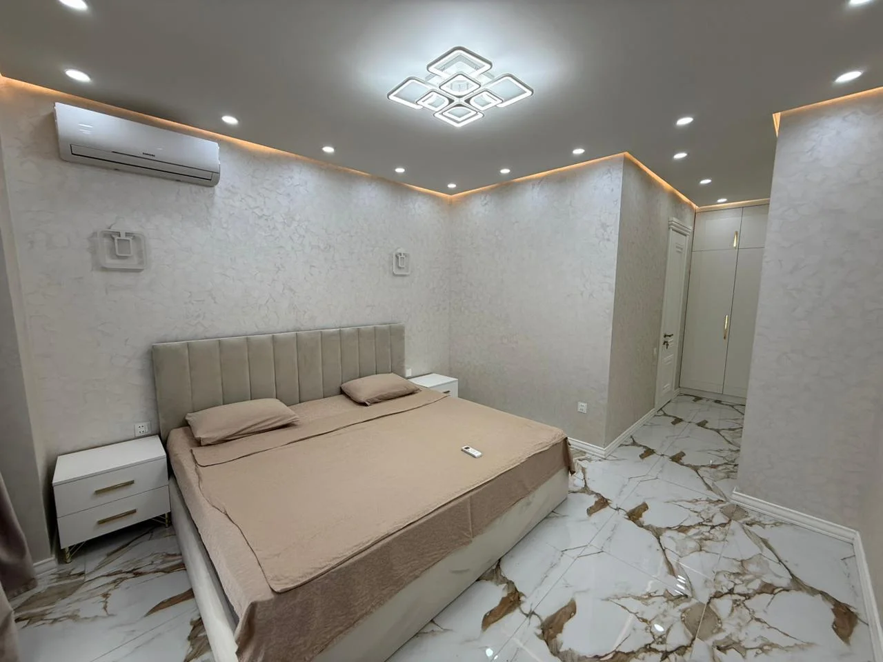 Kirayə 4 otaqlı Mənzil 170 m² Yasamal r. – şəkil 6