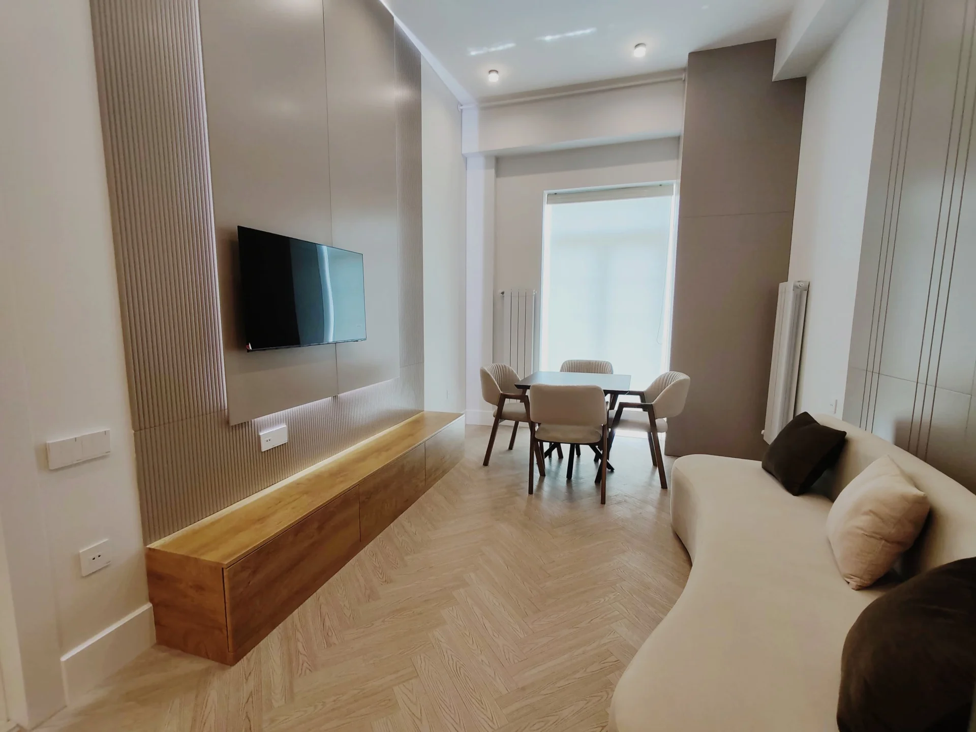 Kirayə 2 otaqlı Mənzil 60 m² Xətai r.