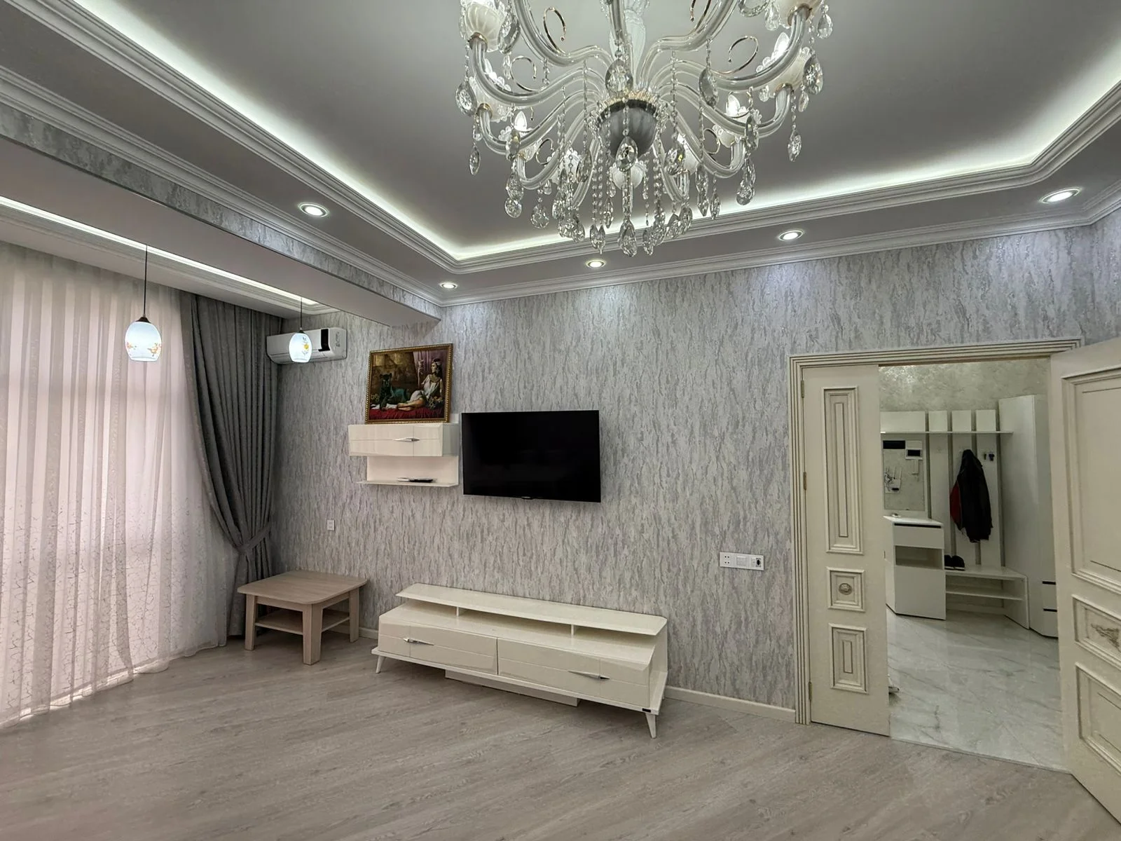 Kirayə 3 otaqlı Mənzil 120 m² Nərimanov r.