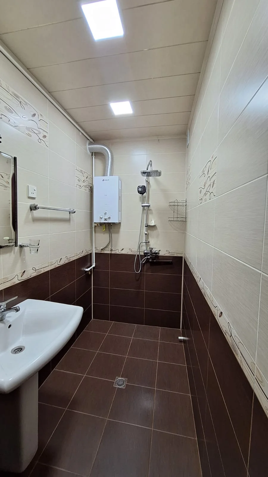 Kirayə 2 otaqlı Mənzil 60 m² Xətai r.