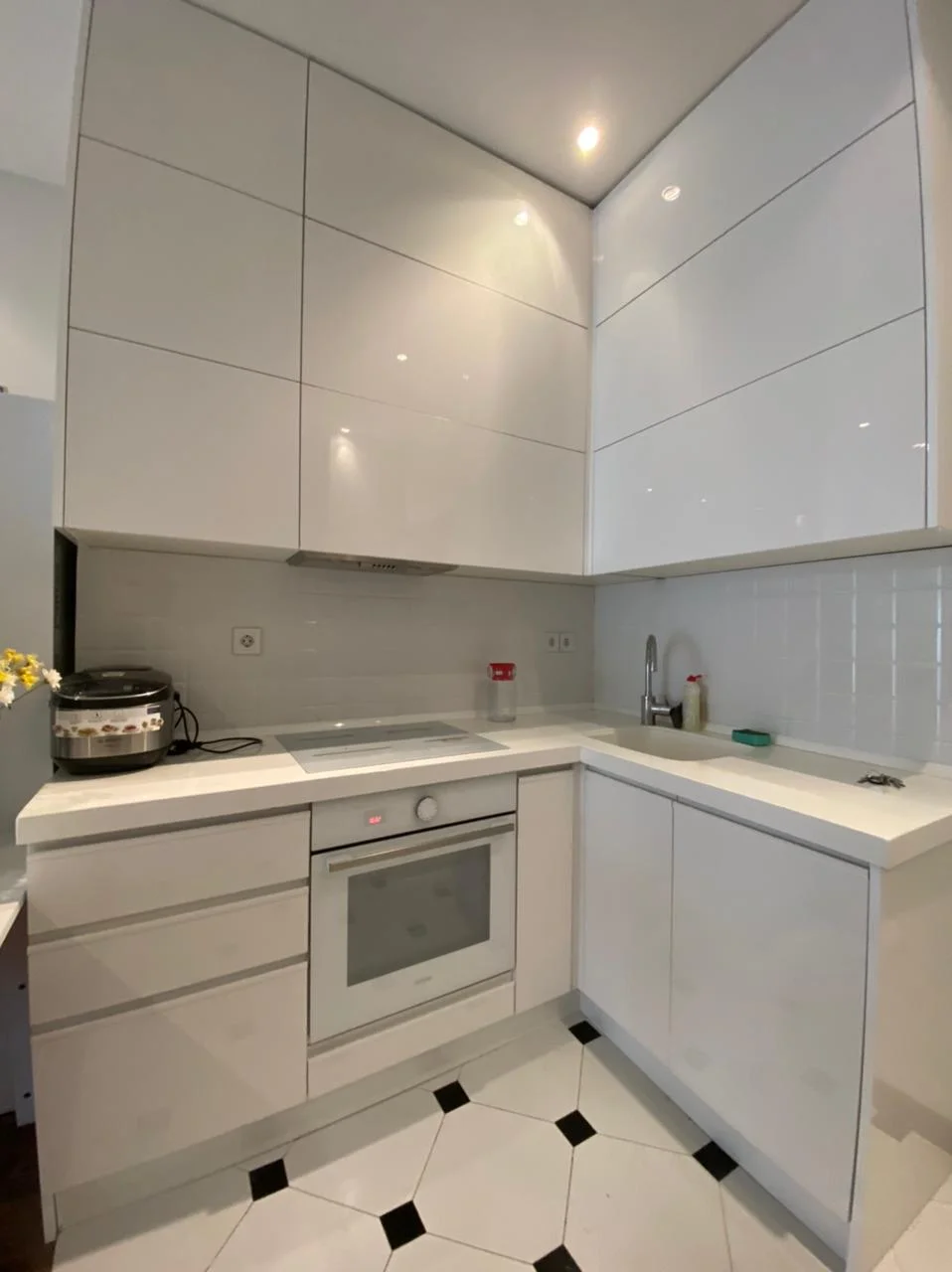 Kiralık 2 odalı Daire 70 m² Yasamal ilçesi 8 Noyabr metro – şəkil 8