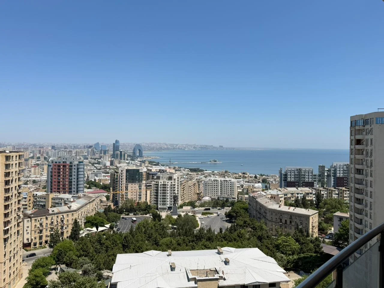 Kirayə 4 otaqlı Mənzil 220 m² Yasamal r. – şəkil 16