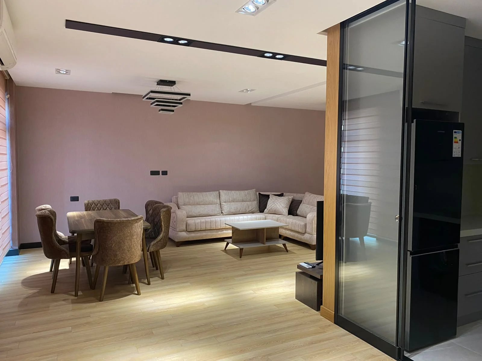 Kirayə 2 otaqlı Mənzil 106 m² Yasamal r.