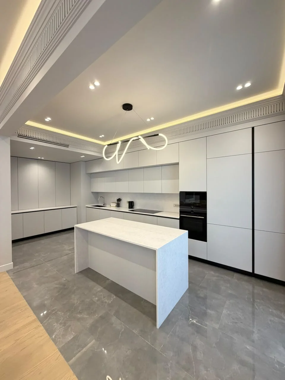 Kirayə 3 otaqlı Mənzil 150 m² Xətai r.
