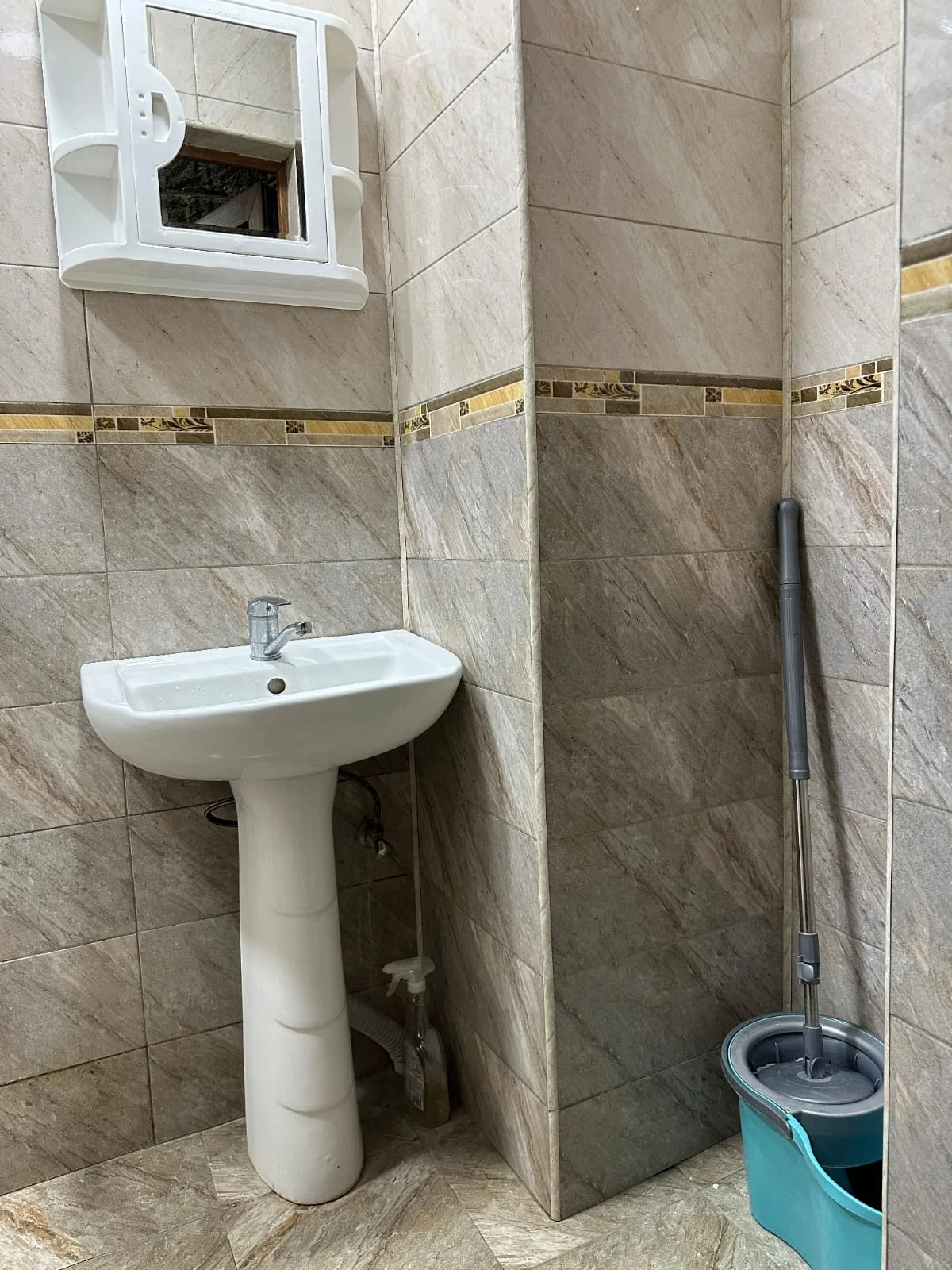 Kirayə 2 otaqlı Mənzil 60 m² Səbail r. Sahil m. – şəkil 7