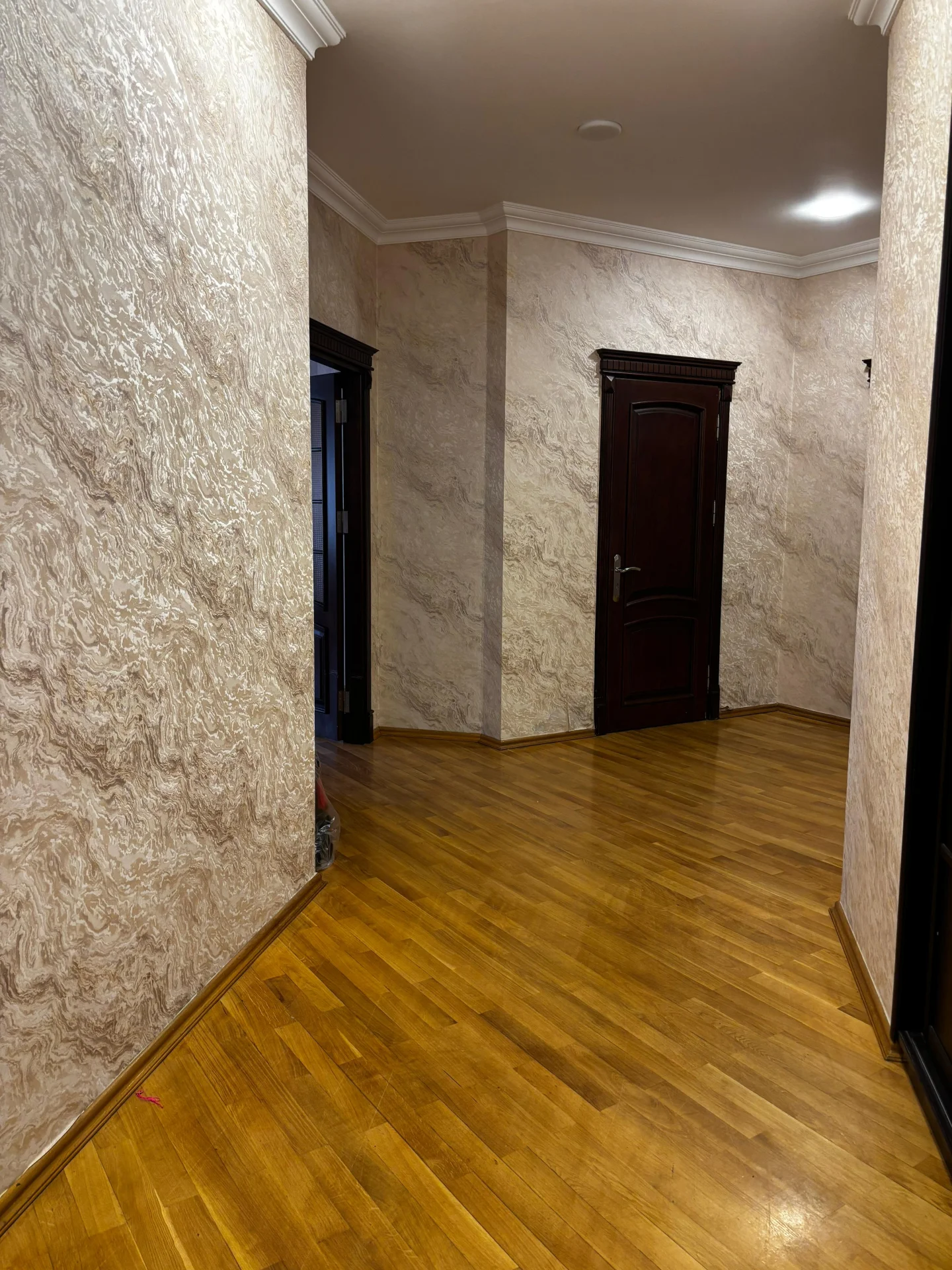 Kirayə 3 otaqlı Mənzil 135 m² Nərimanov r.
