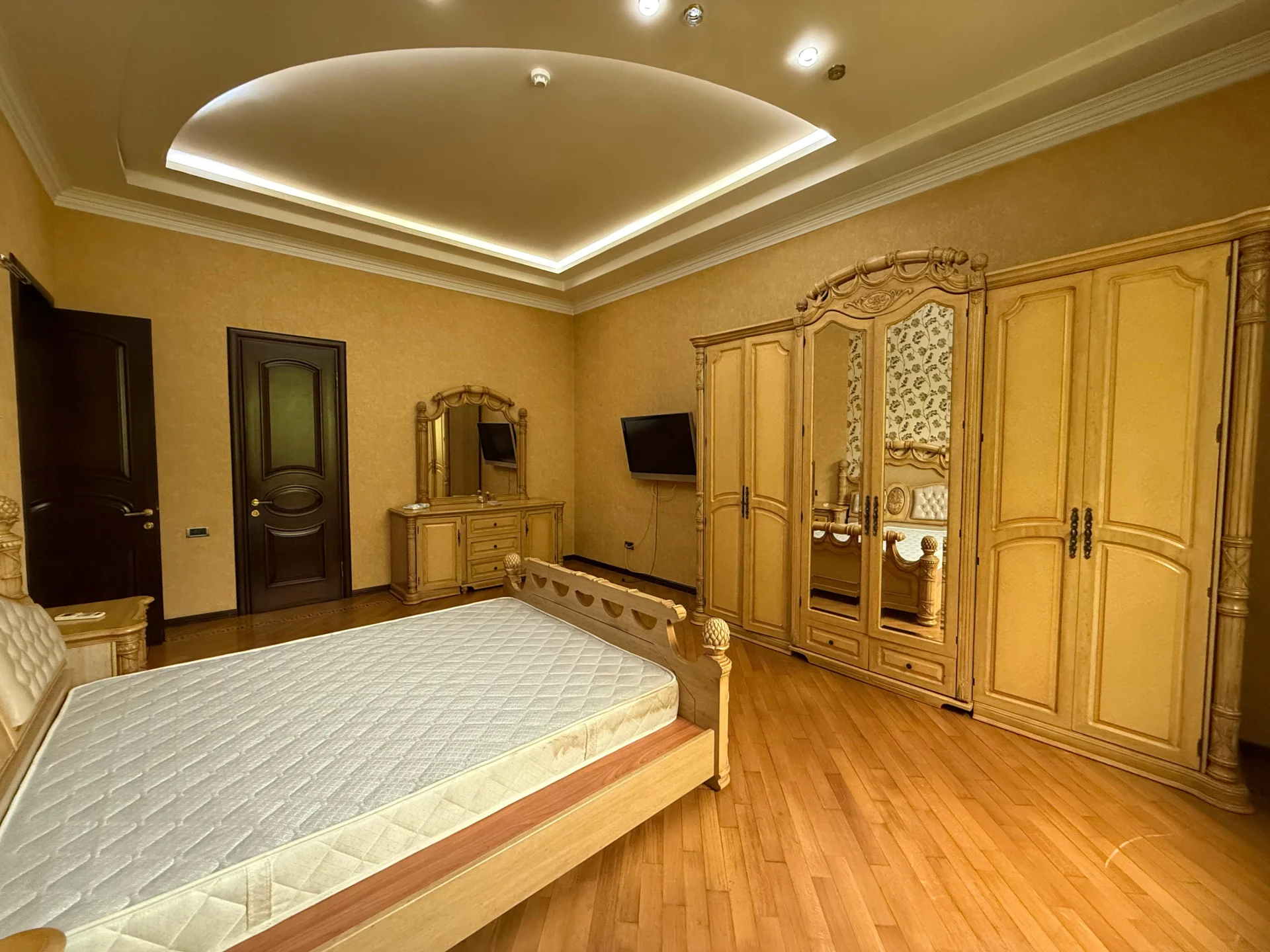 Kirayə 12 otaqlı Ofis 1000 m² Nərimanov r. Gənclik m. – şəkil 5