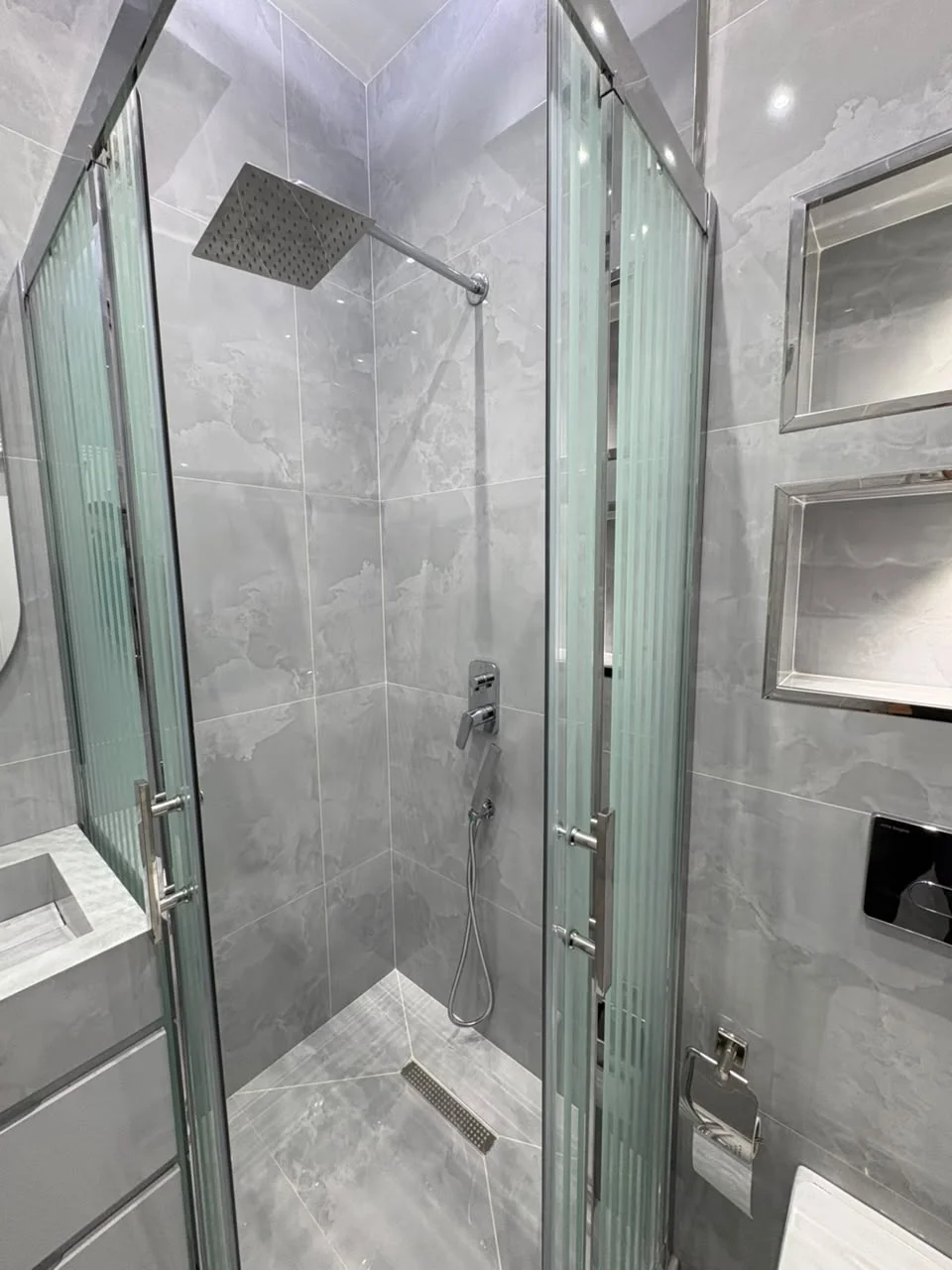 Kirayə 2 otaqlı Mənzil 55 m² Binəqədi r.