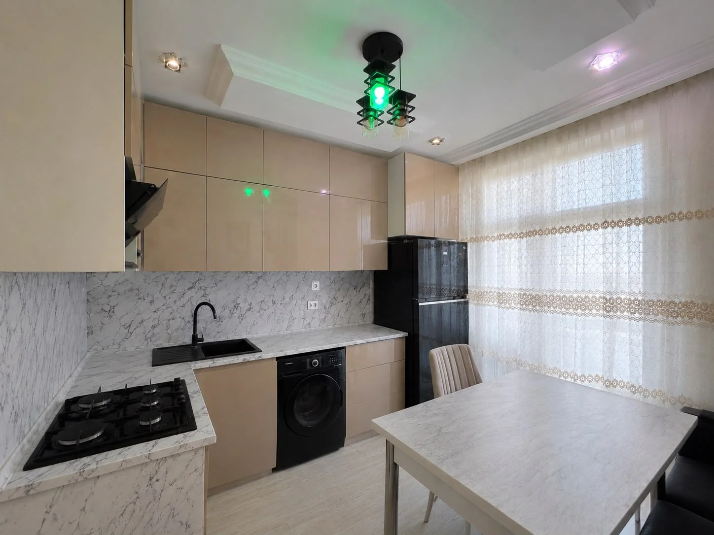 Satılır 3 otaqlı Mənzil 118 m² Yasamal r.