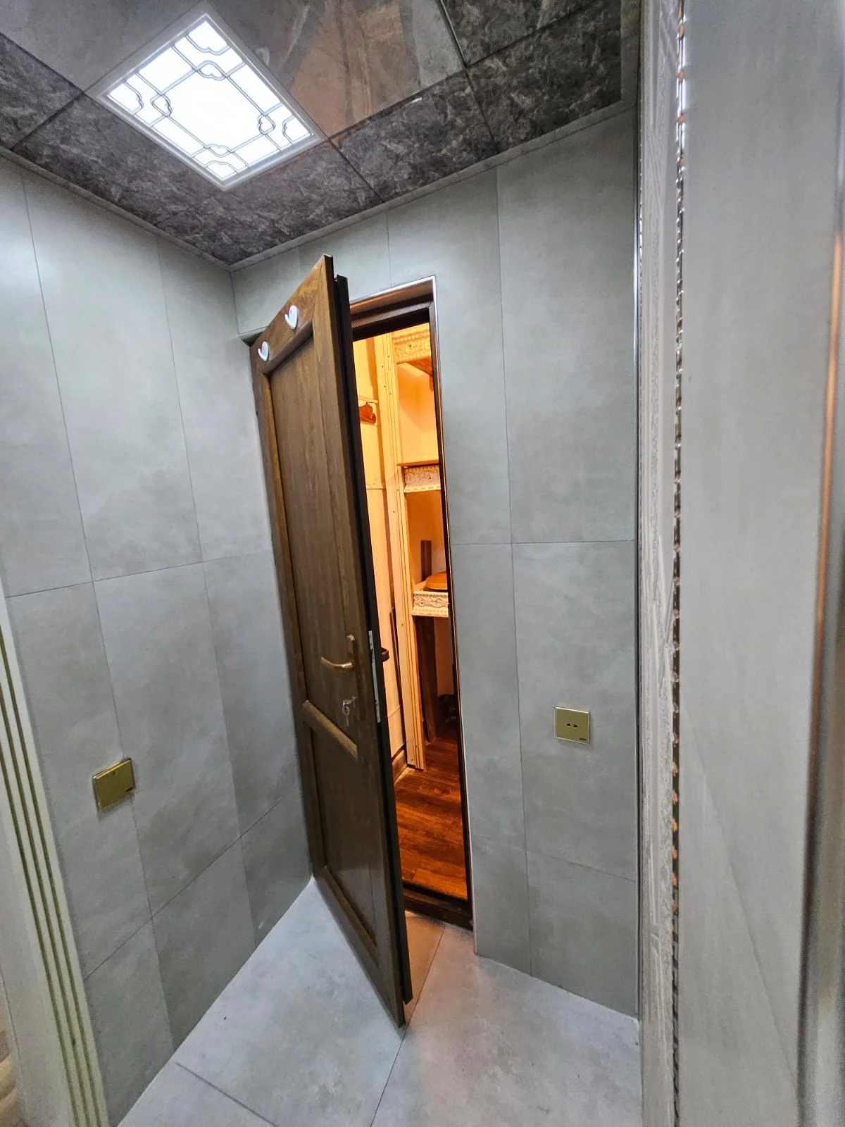 Kirayə 4 otaqlı Ofis 135 m² Nərimanov r.