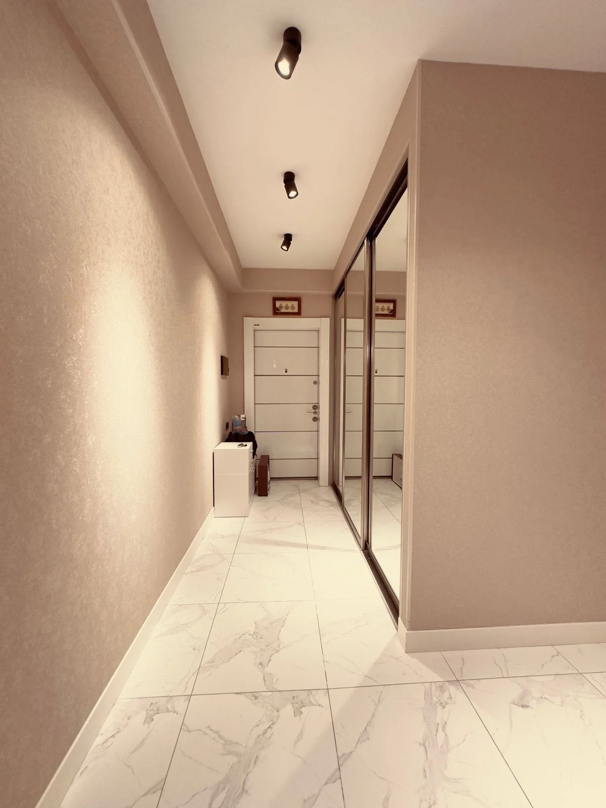 Satılır 3 otaqlı Mənzil 103 m² Yasamal r.