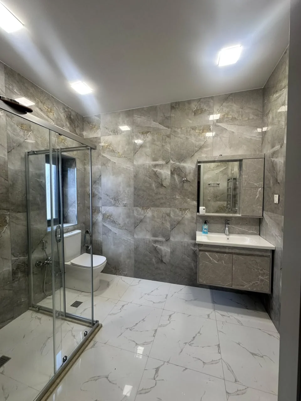 Satılır 7 otaqlı Həyət evi / Bağ evi 315 m² Xəzər r.