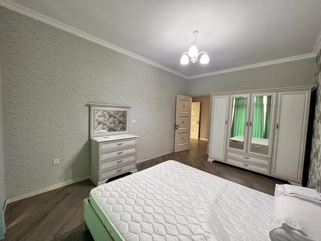Kirayə 2 otaqlı Mənzil 106 m² Bakı – şəkil 11