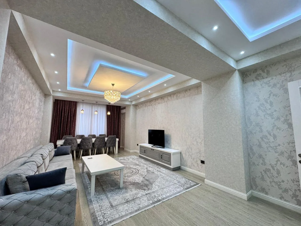 Kirayə 3 otaqlı Mənzil 160 m² Nərimanov r.